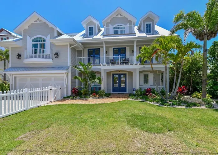 A Shore Thing - Second To None Spacious Waterfront Luxury Dock Pool Spa Rooftop Water Views Anna Maria